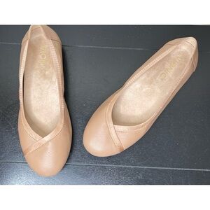 Vionic Caroll Ballet Flat Shoes Size 6 Nude Leather